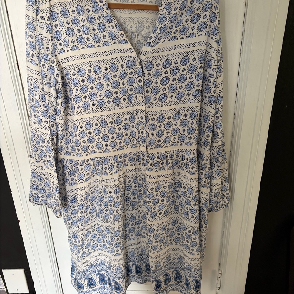 Old Navy Blue and White Patterned Dress